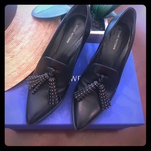 Stuart Weizmann heeled tassel loafer